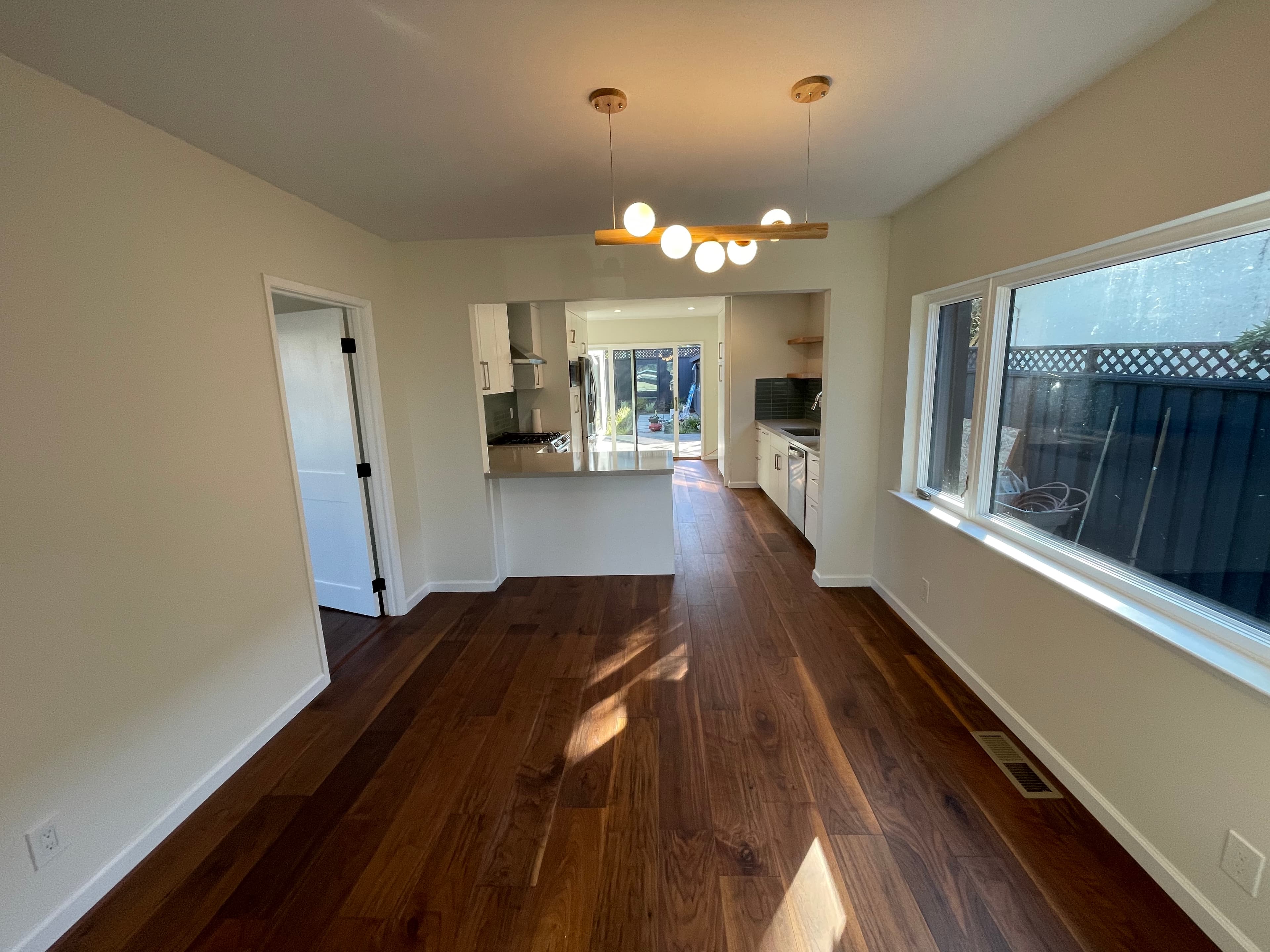 Open-concept kitchen and living area remodel – San Francisco